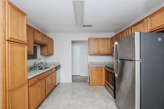 Building Photo - 6432 Twilight Cir