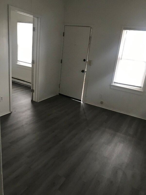 Building Photo - 304 Methow St