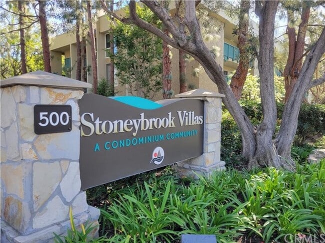 Luxury gated community with lots of amenities - 436 N Bellflower Blvd