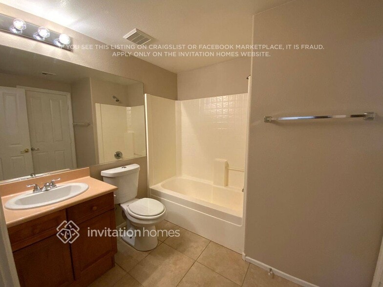 Building Photo - 9336 Thunder Falls Ct