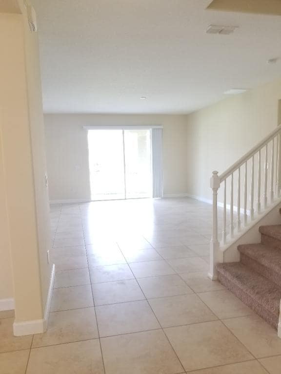 Building Photo - 15186 Evergreen Oak Loop