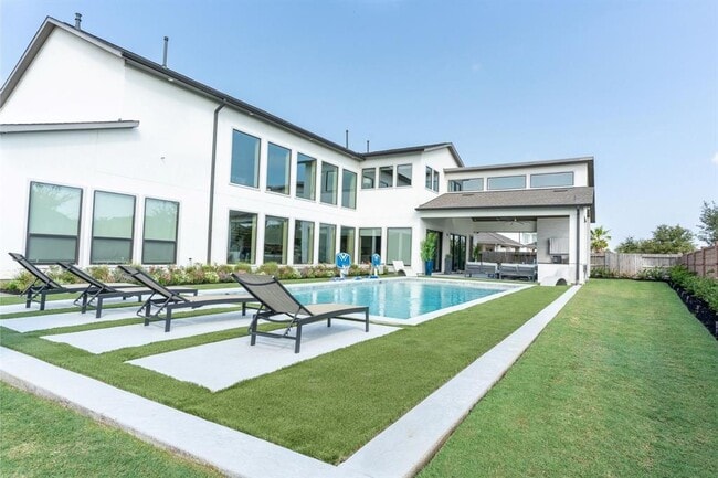 Building Photo - 11502 Lago Bella Dr