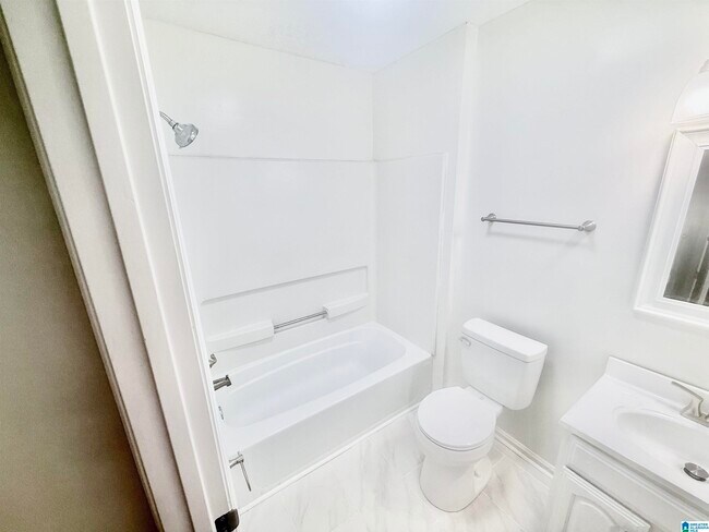 Building Photo - 1408 Avenue D