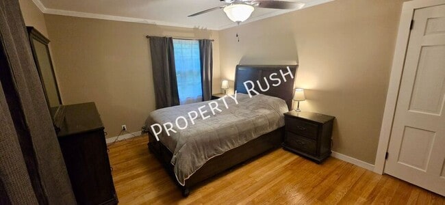 Building Photo - 3229 Westonia Dr