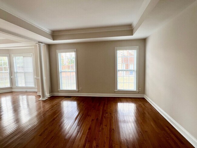 Building Photo - Four bedroom, 3.5 bath house in Elon!  Mus...