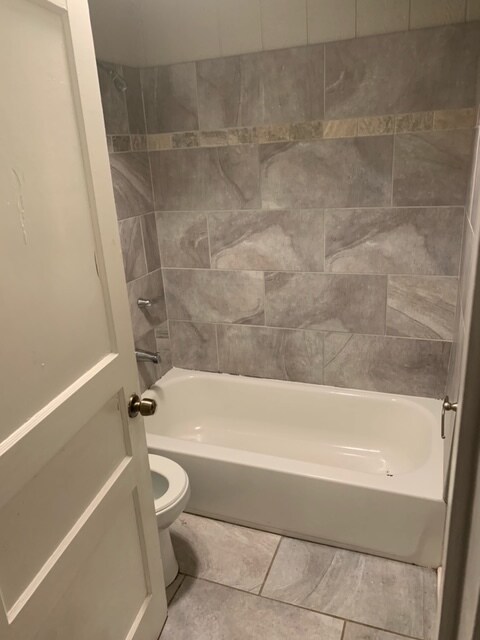 Building Photo - 2413 Emmett Ave