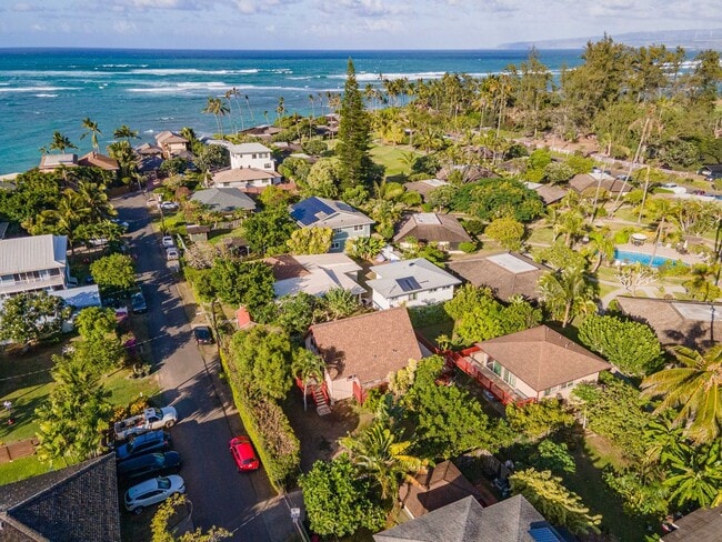 Building Photo - 68-046 Laau Paina Pl