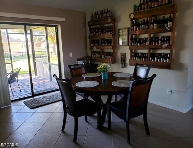 Building Photo - 3604 SW 6th Pl