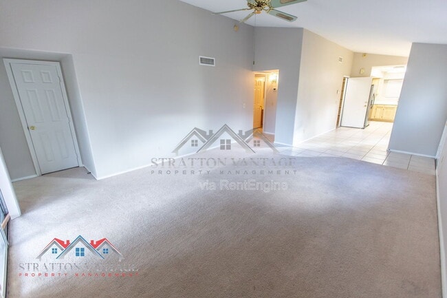 Building Photo - 3320 W Golden Ln