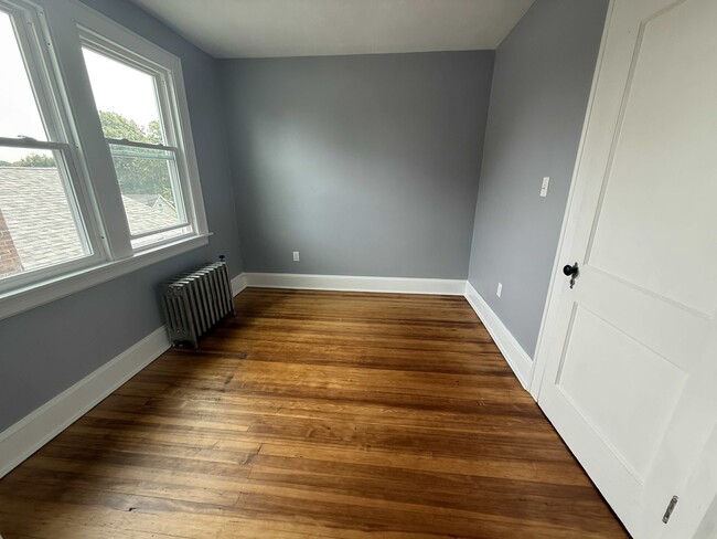 Building Photo - 47 May St