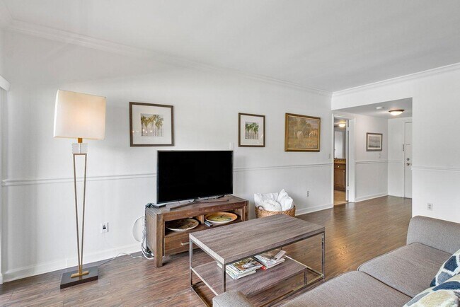 Building Photo - 11863 Wimbledon Cir