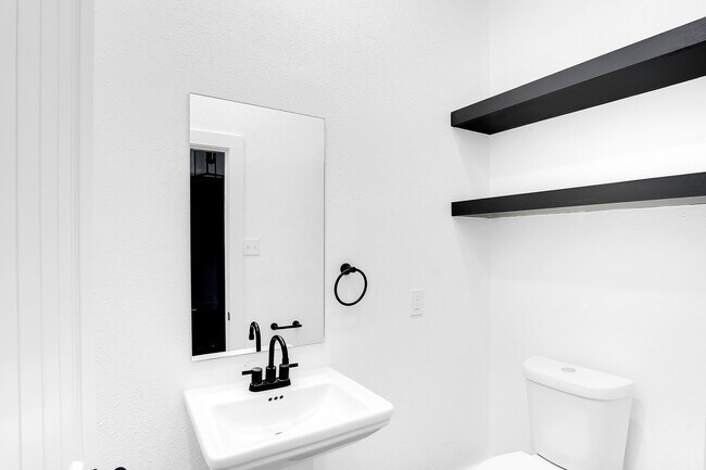 Building Photo - 17128 Spindle Oaks Dr