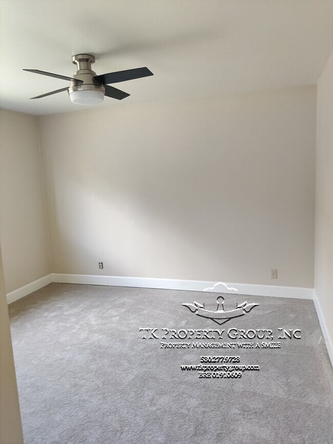 Building Photo - 13313 Thistle Loop