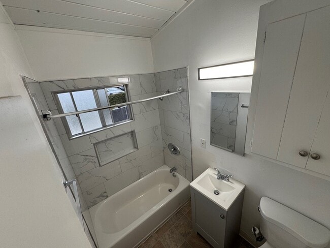 Floorplan - 5415-5469 San Vicente Blvd.