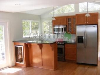 Kitchen - 2132 N Beverly Glen Blvd