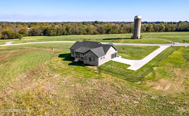 Building Photo - Amazing New Country Home For Rent