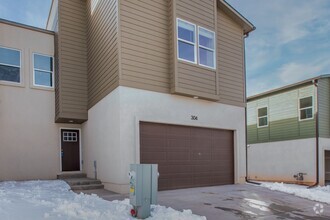 Building Photo - Brand New Woodland Park Townhome!