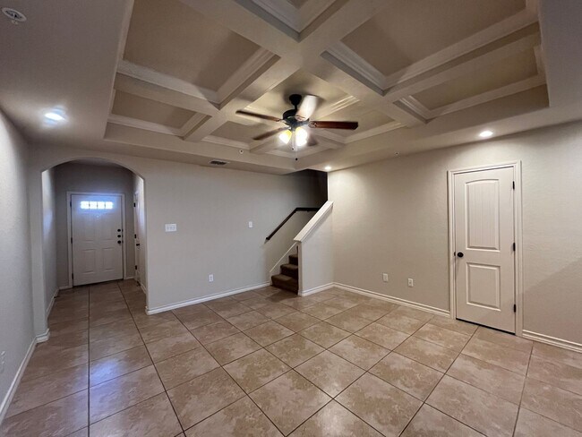 Building Photo - 7109 Micayla Cv
