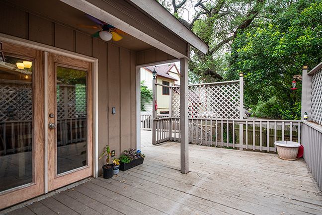 Building Photo - "Charming 3-Bedroom Sanctuary with 2 Full ...