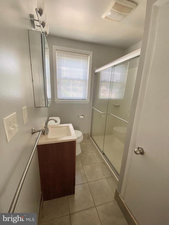 Building Photo - 404 New Rd