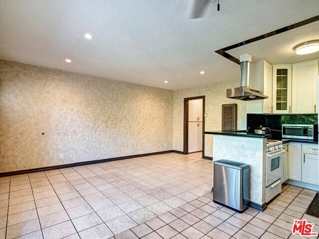 Building Photo - 4364 Berryman Ave