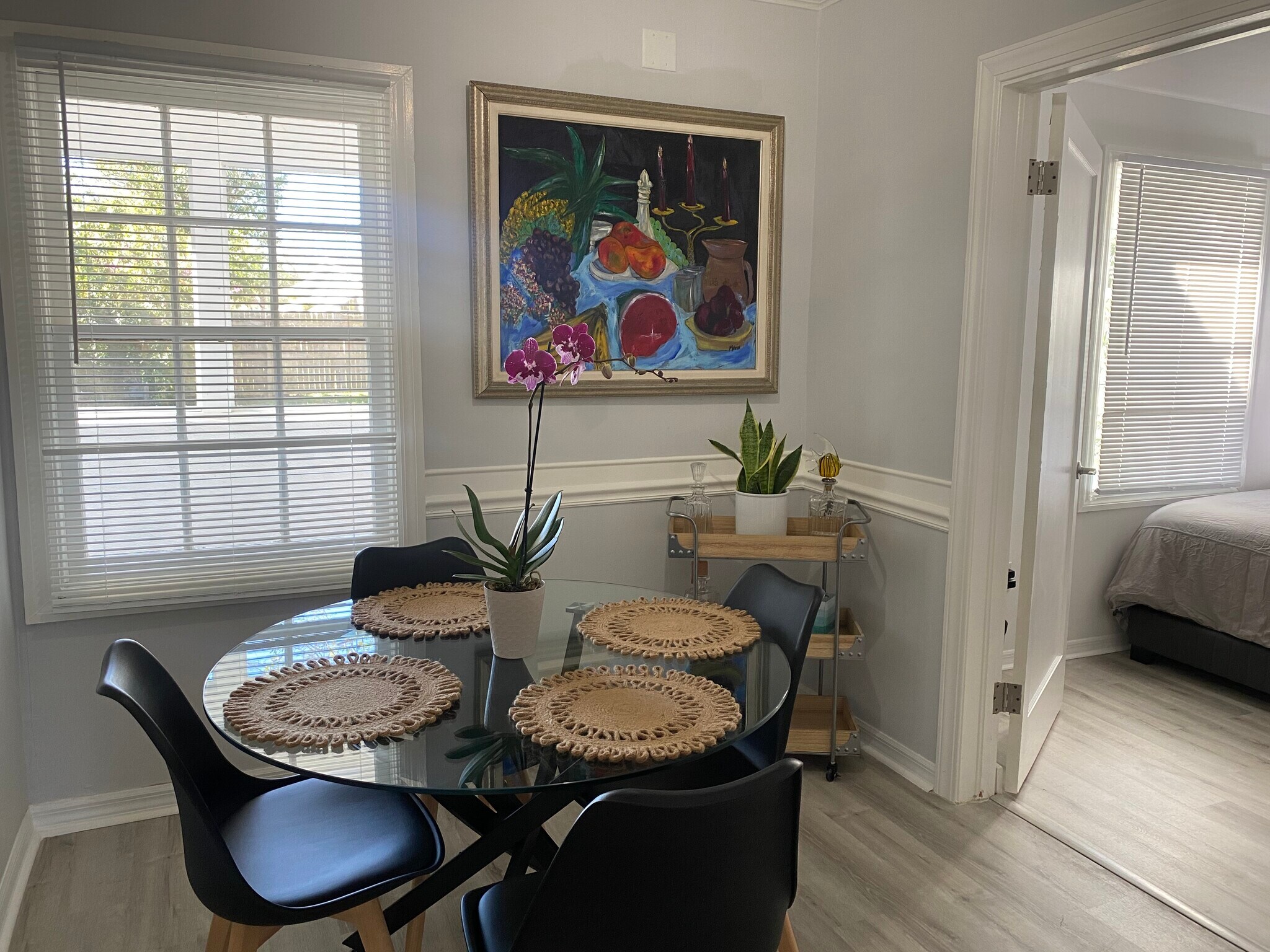 Building Photo - 2515 Vero Beach Ave