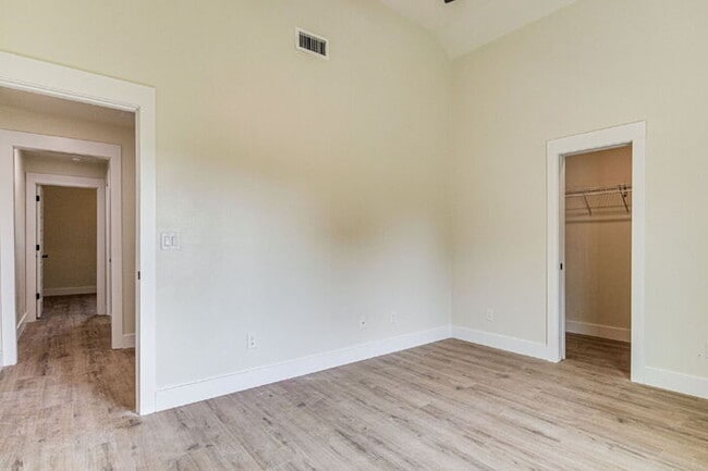 Building Photo - This luxurious new custom home in the sought-after Shadow Grove subdivision is a masterpiece of m...