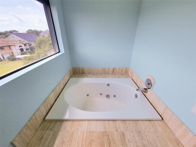 Building Photo - 18309 Sandy Cove Dr