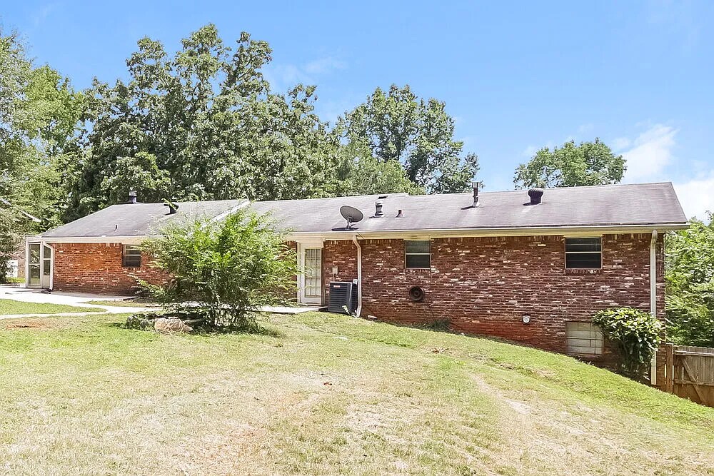 Building Photo - 3622 Sharon Ct