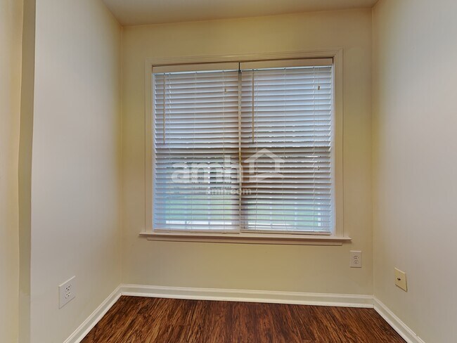 Building Photo - 3596 Bent Trace Dr