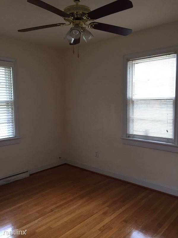 Building Photo - 3 br, 1 bath House - 532 Graham Rd