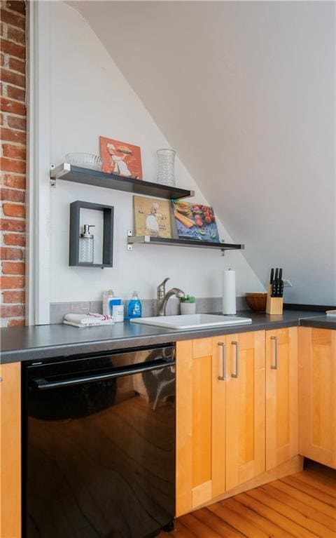 Building Photo - 3-14 Belair Ave