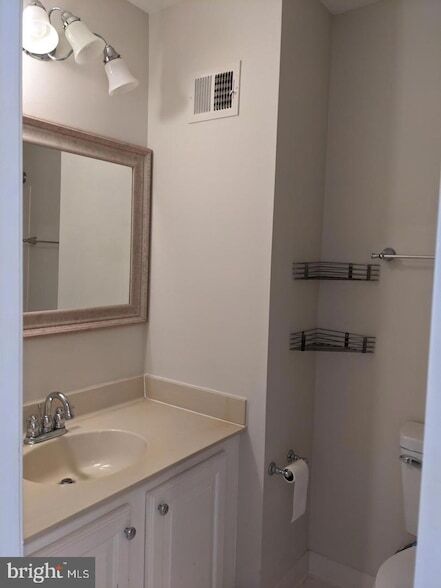 Building Photo - 4500 Stone Pine Ct