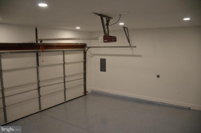 Building Photo - 9012 Paddock Ln