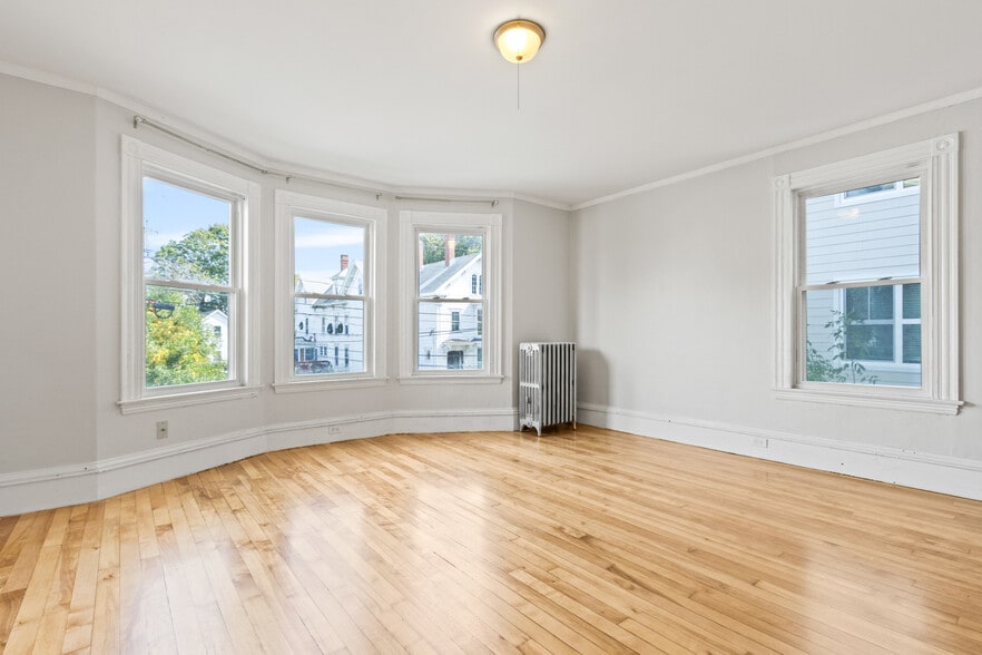 Building Photo - 30 Cutts Ave