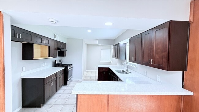 Building Photo - 11119 Atwell Dr