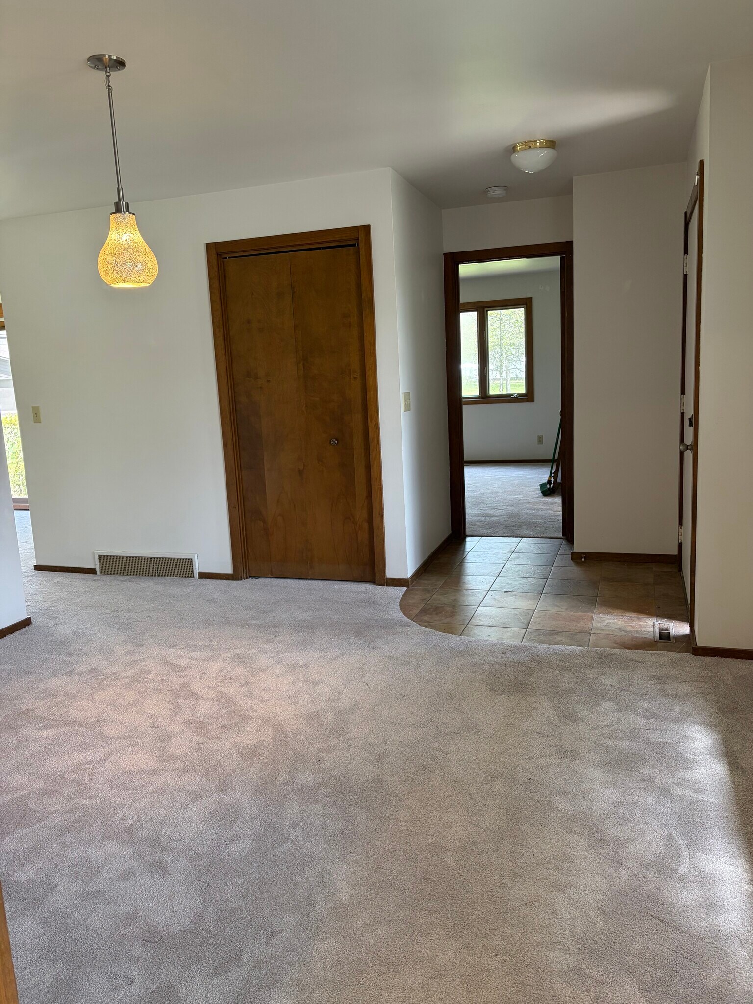 Building Photo - 4016 Pfeiffer Ct