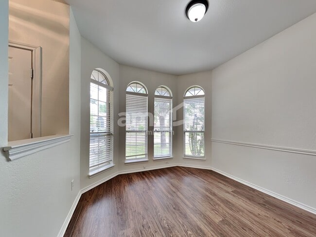 Building Photo - 1481 Apenzell Ln