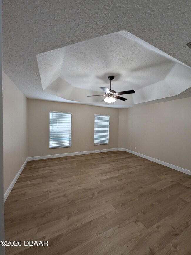 Building Photo - 3725 Sunrise Oaks Dr