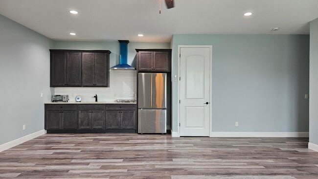 Building Photo - 2126 Madden Ave