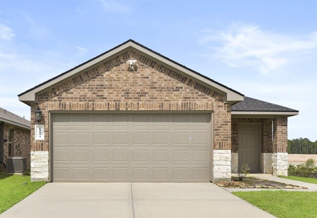 Primary Photo - 13904 Great Pnes Ct
