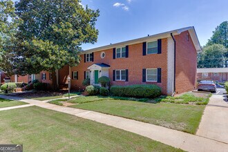 Building Photo - 4282 Roswell Rd