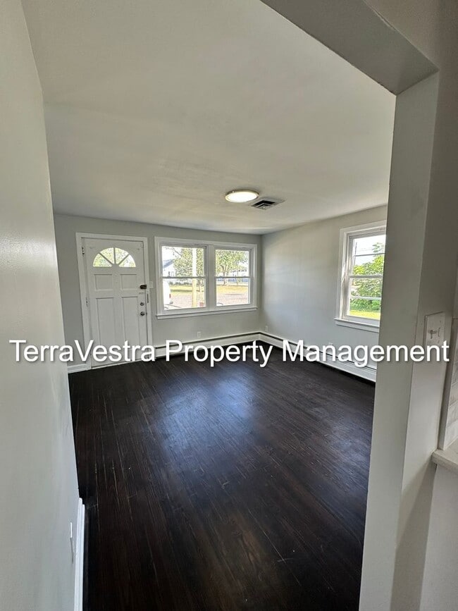 Building Photo - Single family home in Millville! Eligible ...