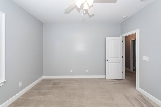 Building Photo - 3437 Fairwater Pl