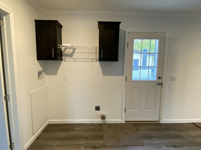 Building Photo - 8854 Breinig Run Cir