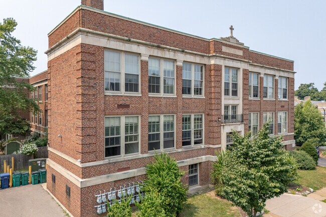 Building Photo - 257 Lafayette Center Lofts