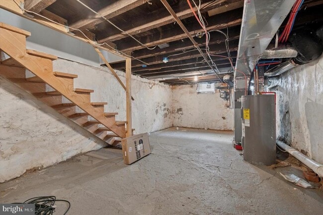 Building Photo - 447 Durfor St