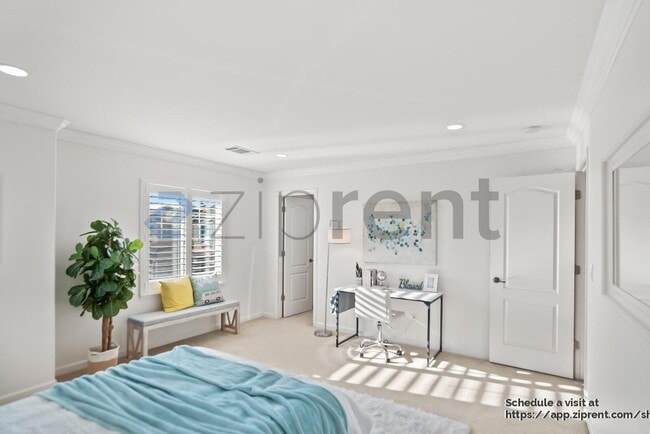 Building Photo - 28530 Gulfport Cir