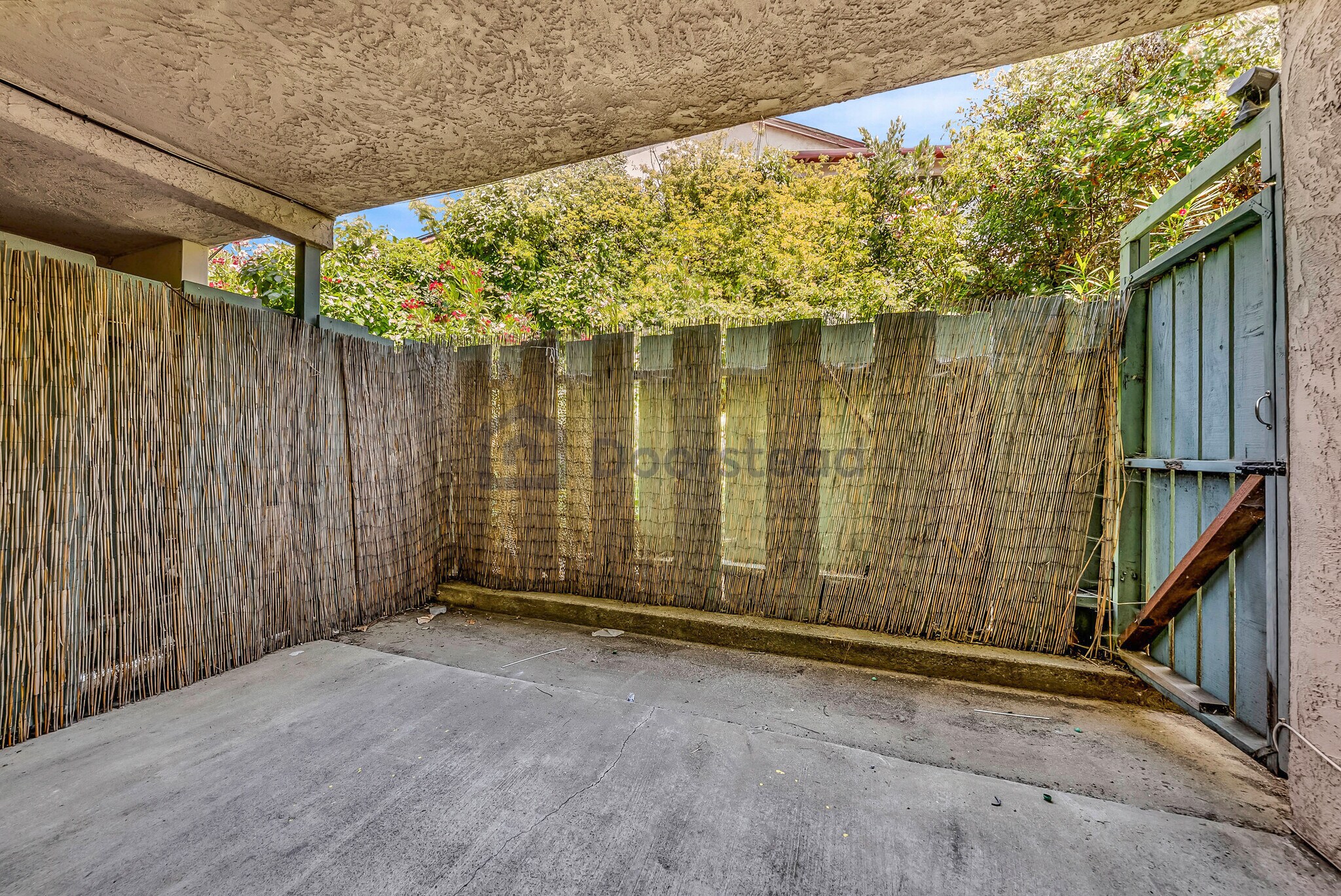 Building Photo - 709 Pope Dr