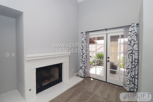 Building Photo - Beautiful Spring Valley home, tri floor 4 ...